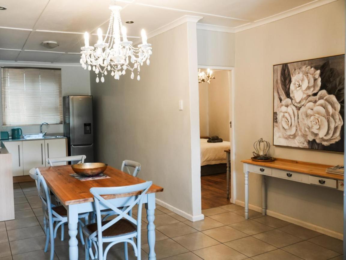 Dellville Country House & Cottages Carnarvon Pokoj fotografie